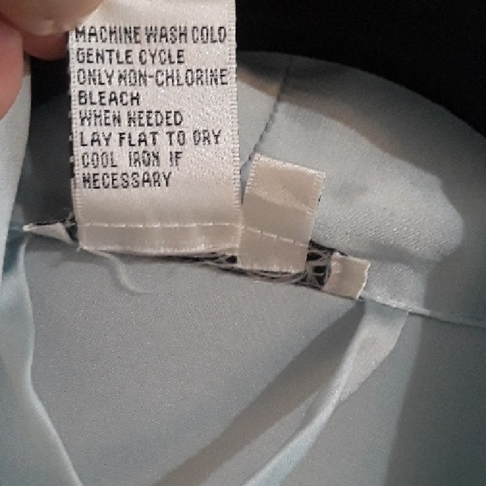 Winter Silks Soft Blue Open Blouse, So cute over camisole, Flowy, M - Picture 9 of 10